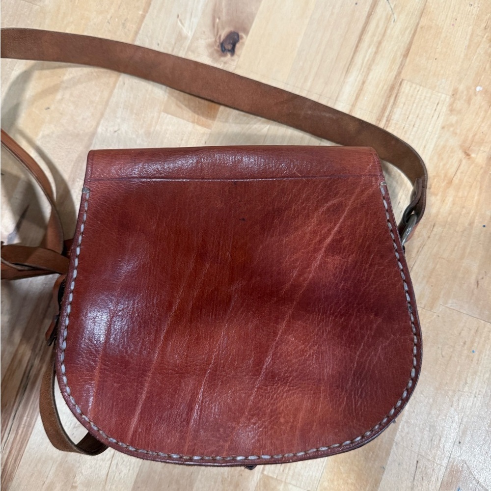 Vintage Rich Brown Leather Crossbody Bag - Picture 6 of 16
